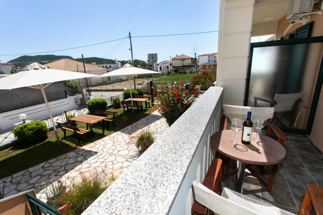 Lady Elena Hotel Ammoudia Esterno foto
