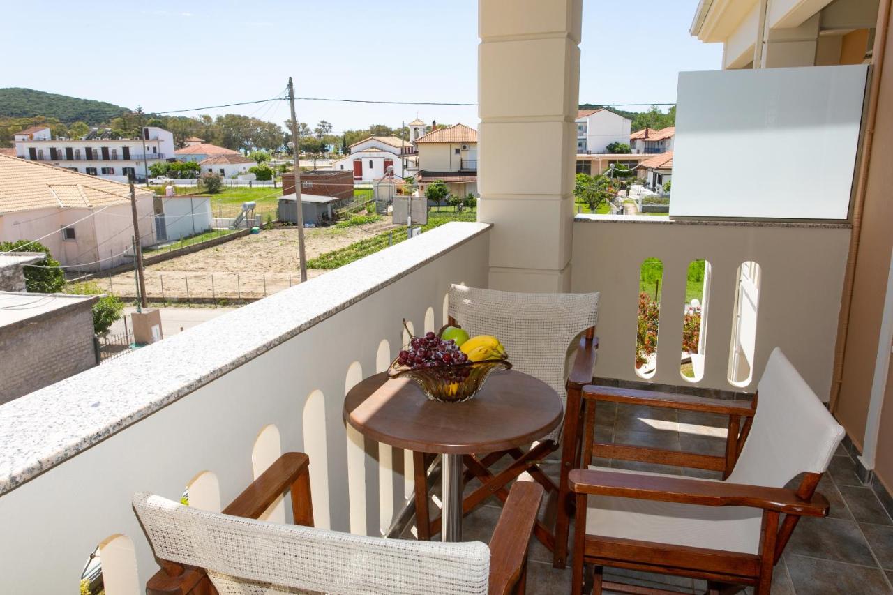 Lady Elena Hotel Ammoudia Esterno foto