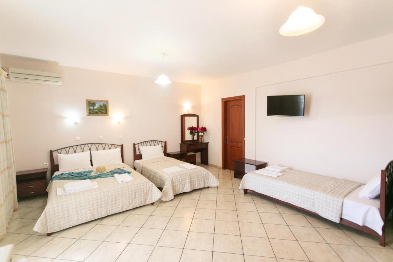 Lady Elena Hotel Ammoudia Esterno foto